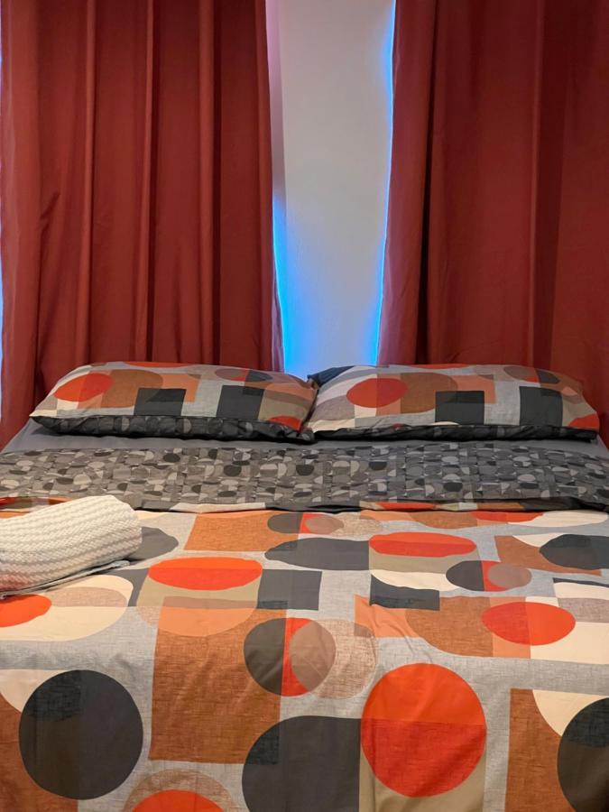 Homestay The Court Edgware